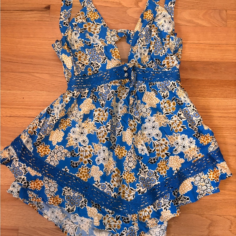 Heyson Floral Romper with Lace trim and open back